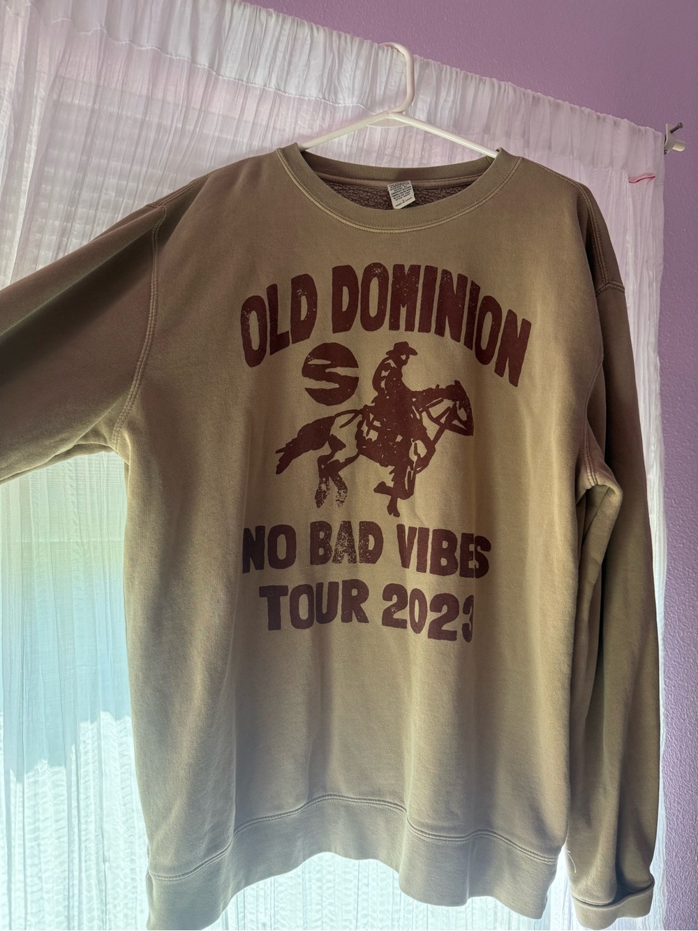 "No Bad Vibes" Tour 2023 Men's Crewneck Sweatshirt - Brown